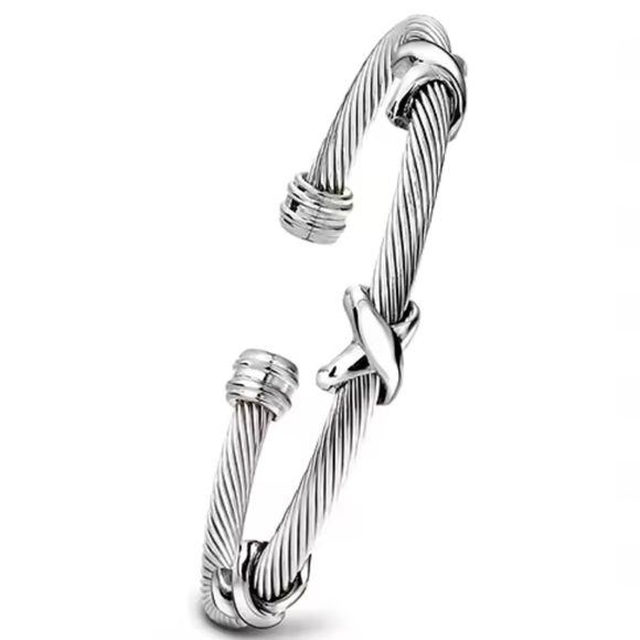 Jewelry - Sterling Silver Cross Bracelet